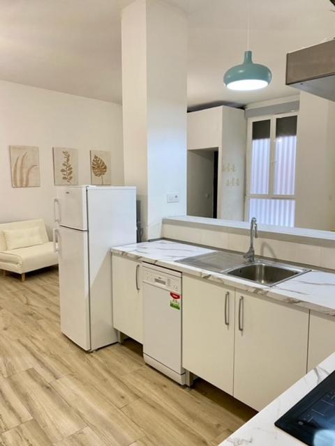 Flamenca Triana - Apartamento Wifi Con 2 Dormitorios 2 Sofas Camas 2 Banos Sevilla Exteriér fotografie
